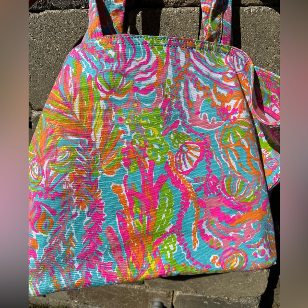 ⭐️NWOT⭐️ Lilly Pulitzer Scuba to Cuba Beach Tote.